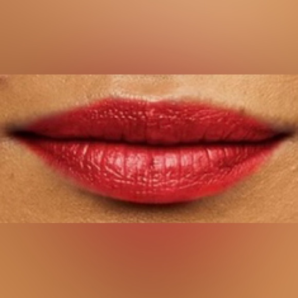New Boots No7 Age Defying Lipstick Coral Shine